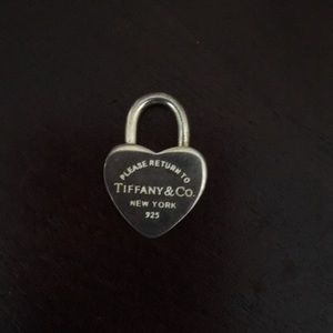 Tiffany heart lock pendant